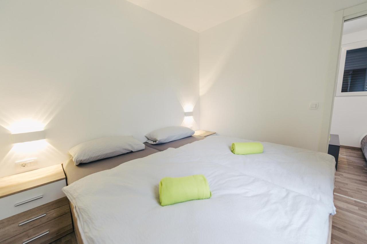 Villa Sarah Klimno Bagian luar foto