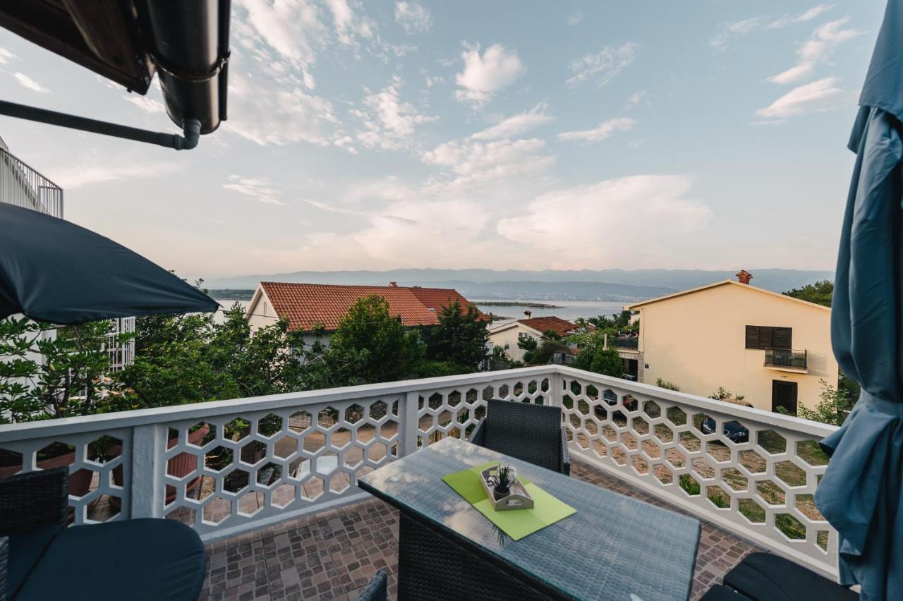 Villa Sarah Klimno Bagian luar foto